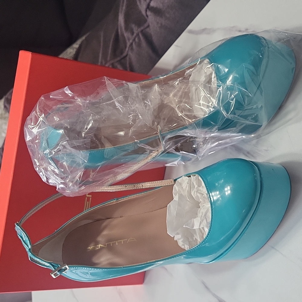 Turquoise Platform Heels - Picture 7 of 9